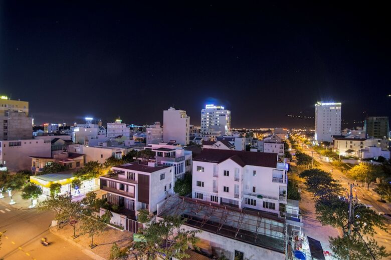 Hong Chau Hotel