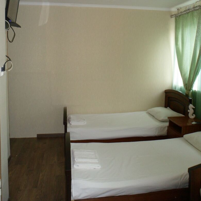Hotel Guest House Arev