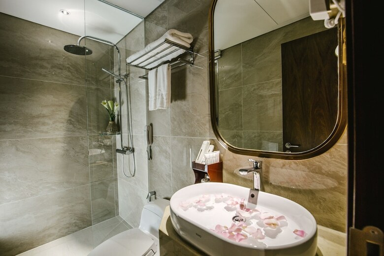 Hotel Winsuites Saigon