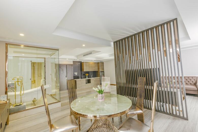 Hotel Winsuites Saigon