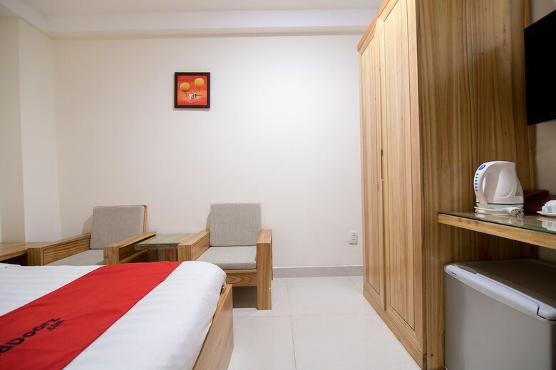 Hostal Reddoorz @ Bui Vien Walking Street - Hostel