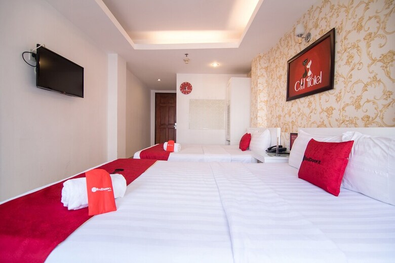 Hotel Reddoorz Plus @ Ben Thanh Market 4