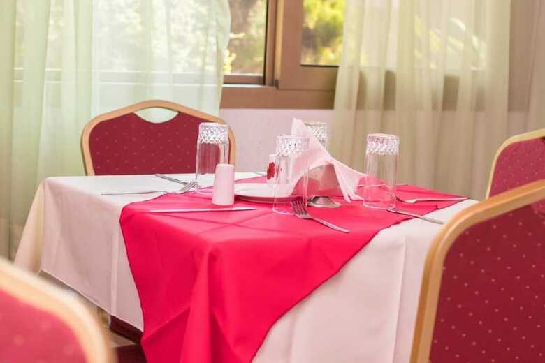 Hotel Royal Basin Resort