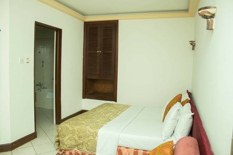 Hotel Royal Basin Resort