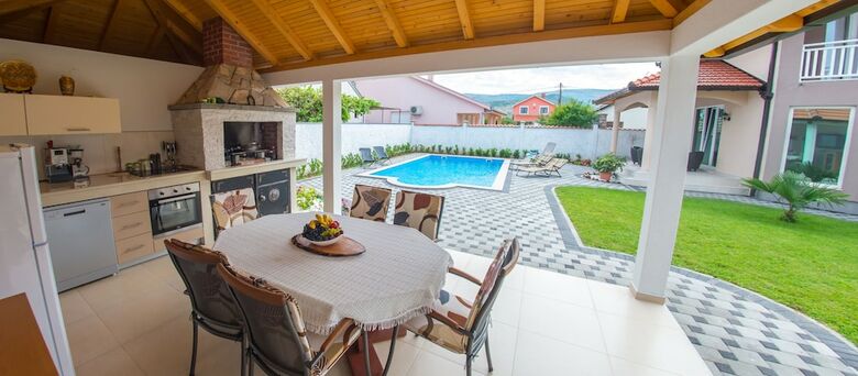 Villa Fantasy