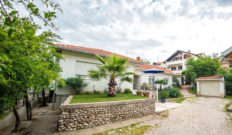 Apartments Tulipan