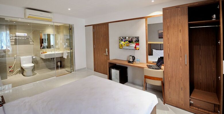 For You Hotel
