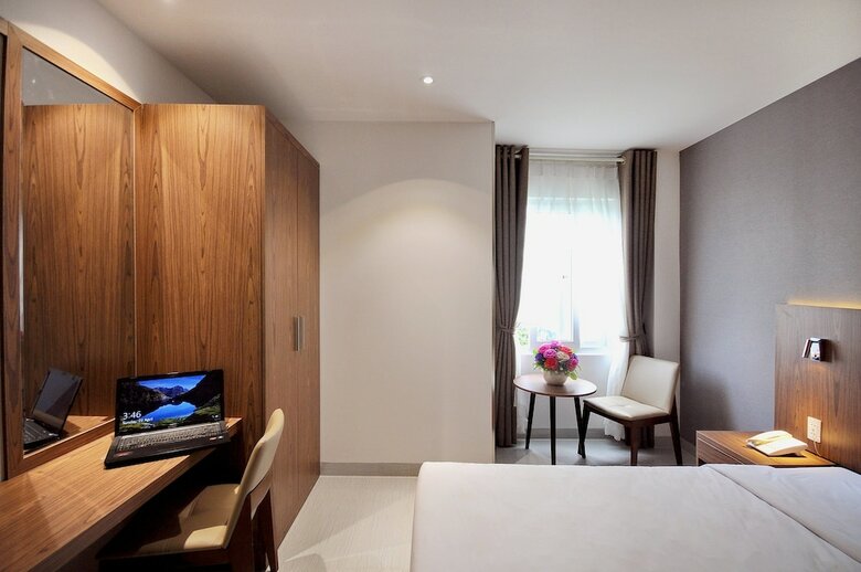For You Hotel