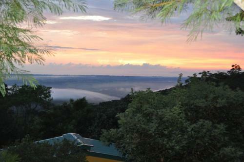 Bed & Breakfast Tiriguro Lodge