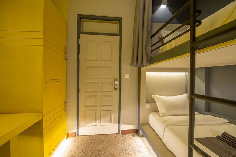 Hostal The Twizt Lifestyle Hostel