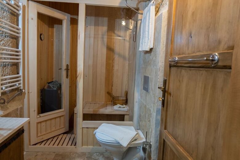 Hotel Grand Elite Cave Suites