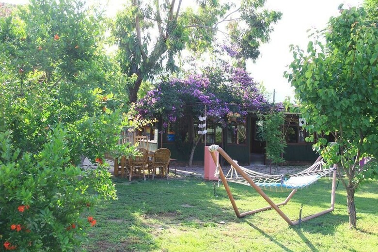 Hotel Esralina Pension