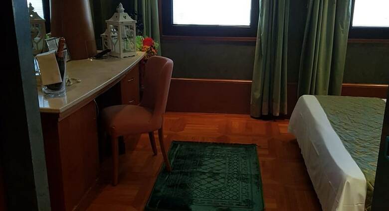Hr Hotel