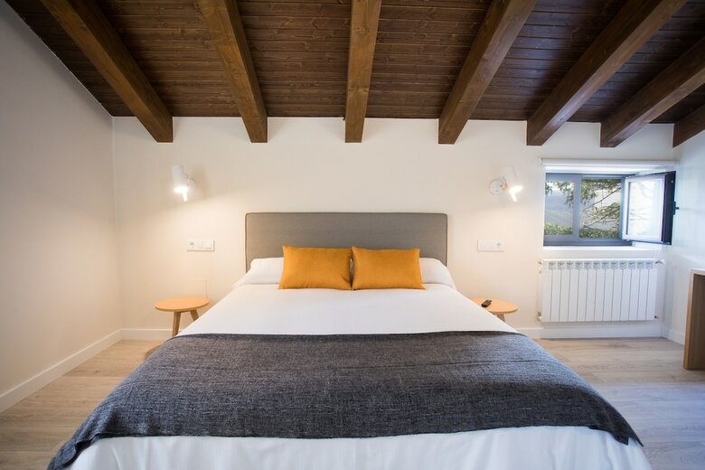Villa Lucerna Sports & Hotel Resort