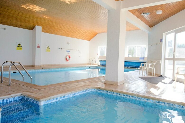 Apartamentos Clifton Court Apt 16 With Heated Pool