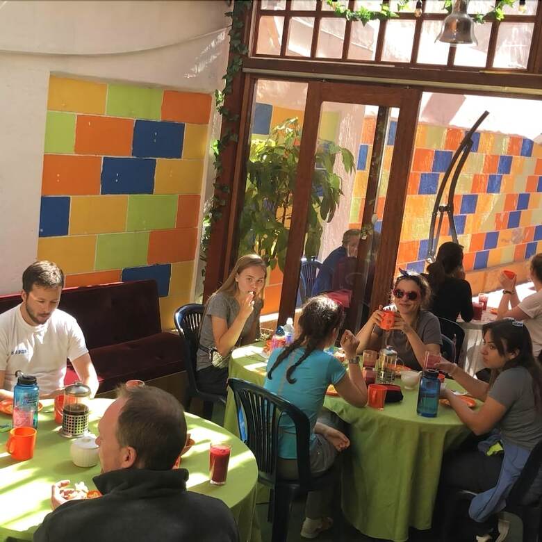 Hotel Hostal Volunteer House