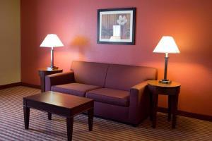 Hotel Comfort Inn & Suites