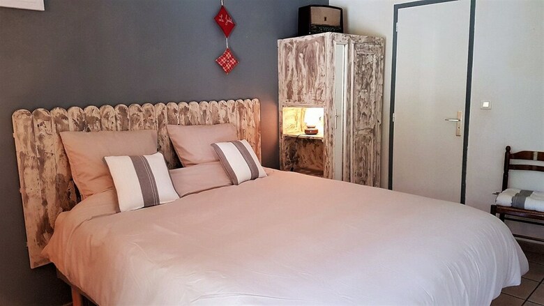 Hotel Chambre D'h�tes La Jarbelle - G�te Et Spa