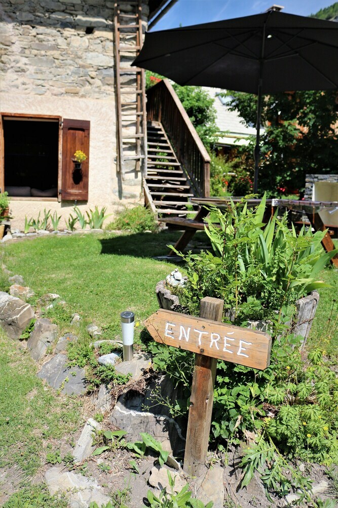 Hotel Chambre D'h�tes La Jarbelle - G�te Et Spa