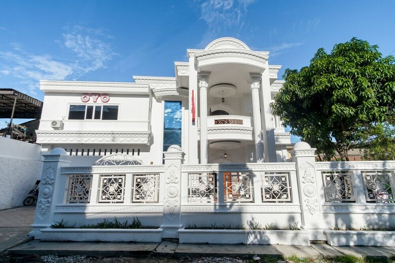 Hotel Oyo 471 Taj Residence Syariah