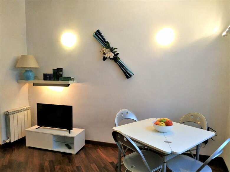 Beautiful Apartment - Hearth Of Genua