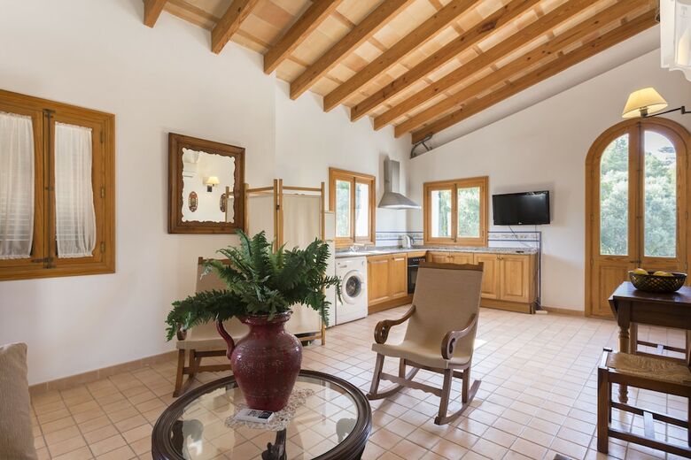Puerto Pollensa Villas And Apartments