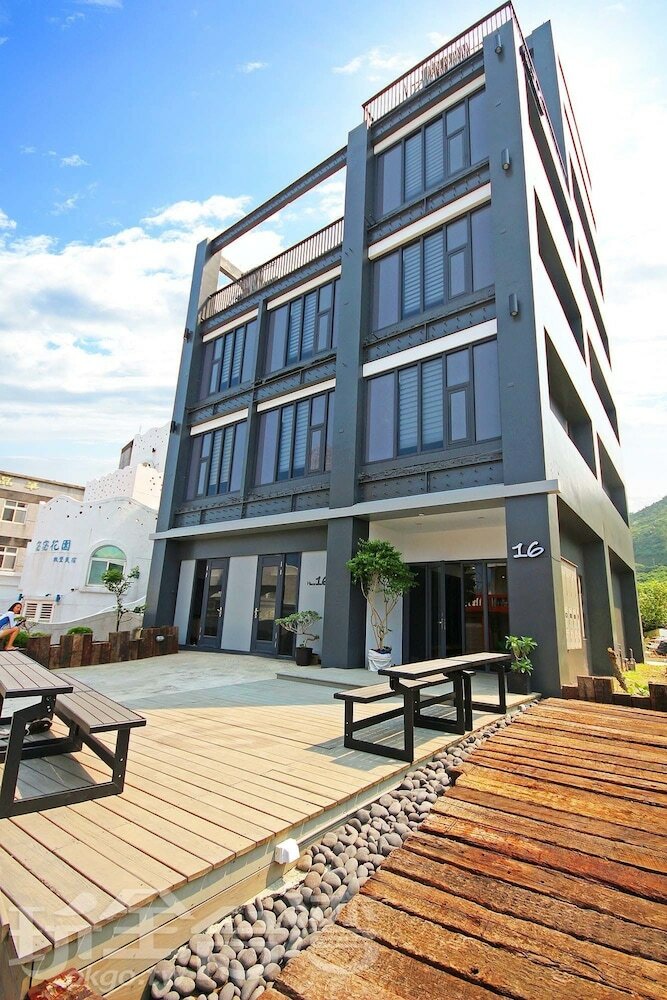 Bed & Breakfast House16