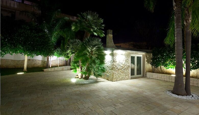 Hotel Rescio's Rooms B&B