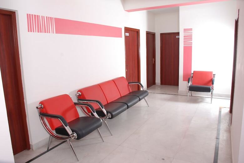 Hotel Narayani Enclave