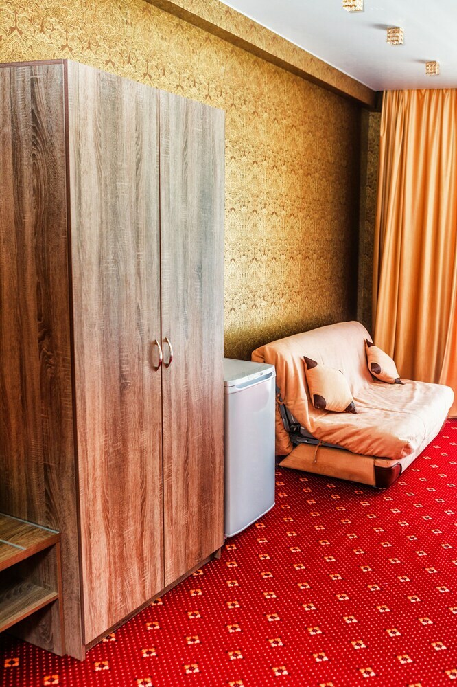 Hotel Revu