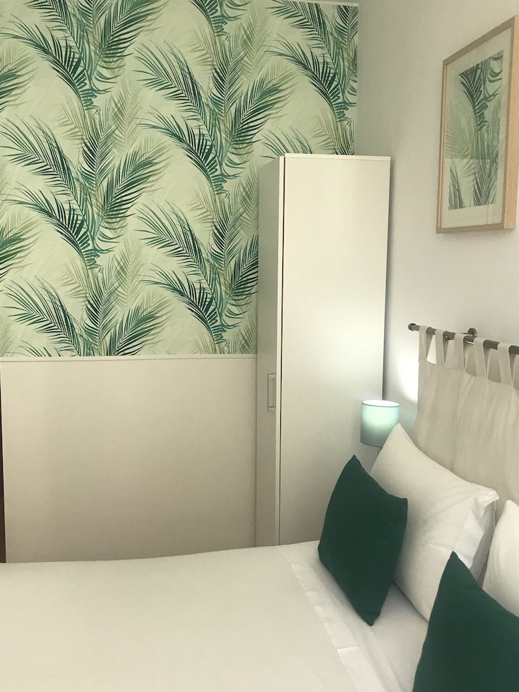 Hotel Royal Guesthouse