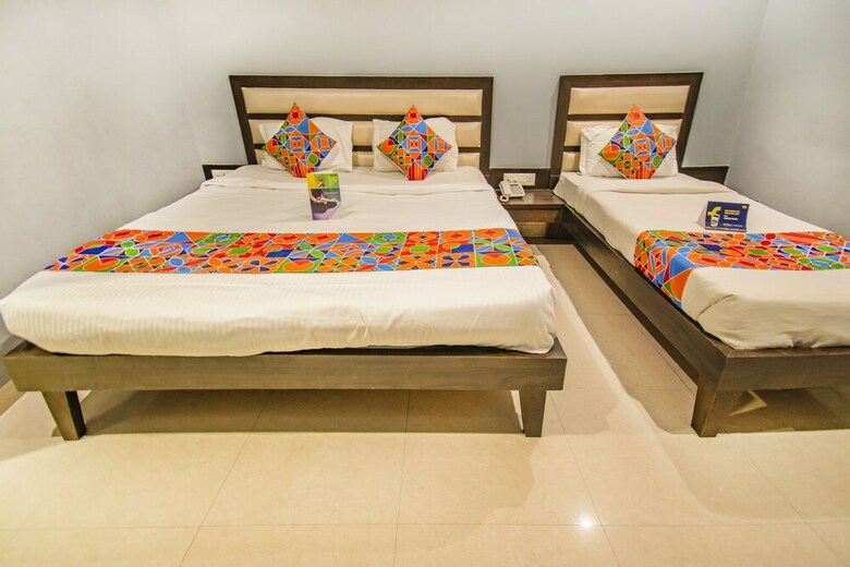 Fabhotel Mezbaan