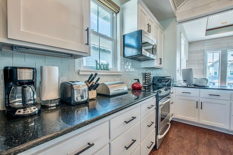 Cinnamon Shore- Happy Kat Cottage II 157 Be