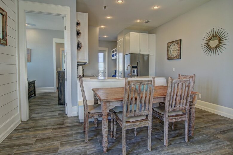 Cinnamon Shore- Seaside Tc 10301