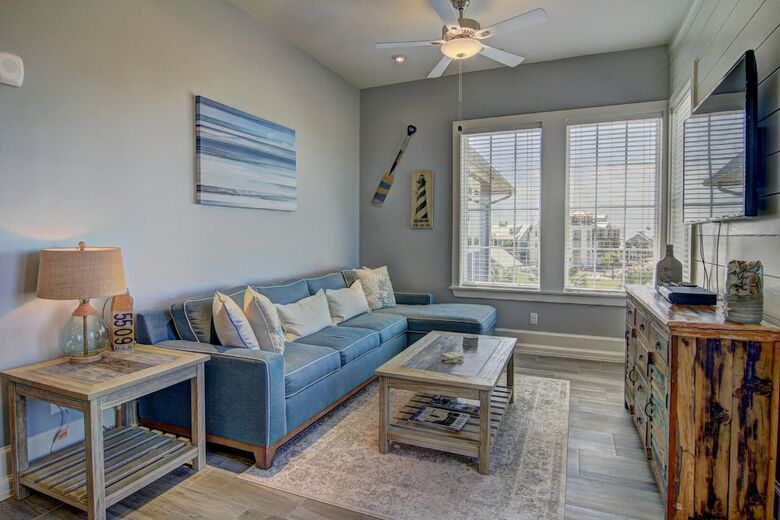 Cinnamon Shore- Seaside Tc 10301