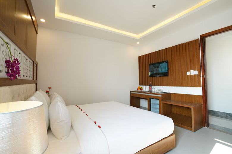 Gic Land 2 Hotel