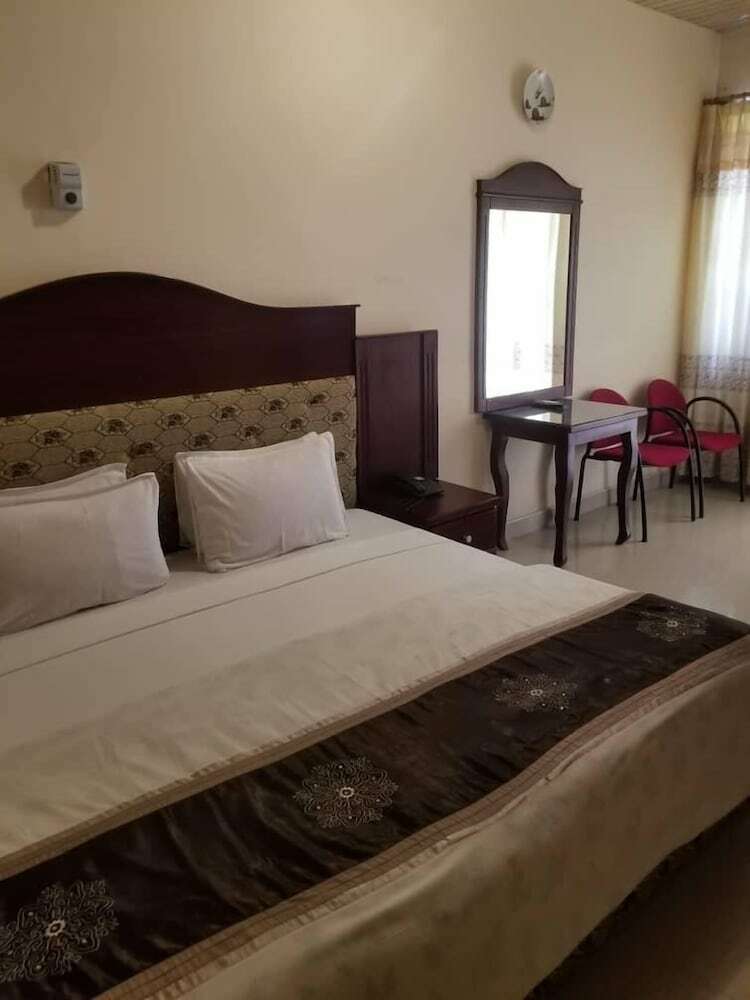 Nana Nkrumah Hotel