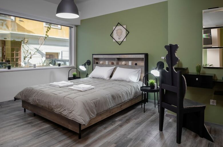 Modern Apartment In The Heart Of Plaka
