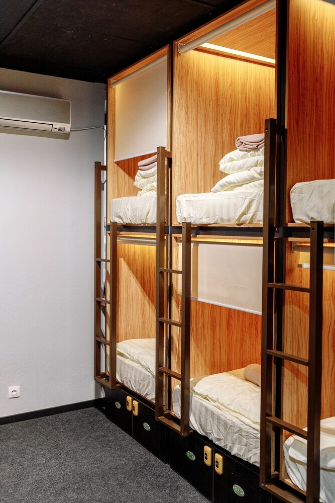 Loginn - Hostel