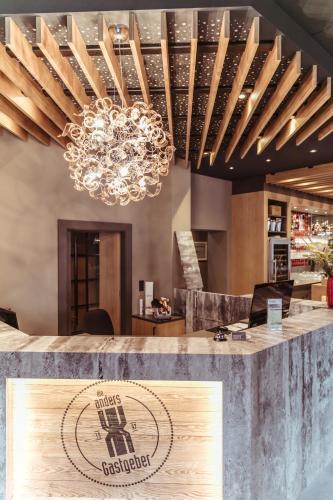 Hotel Alexxanders Restaurant & Bordinghouse