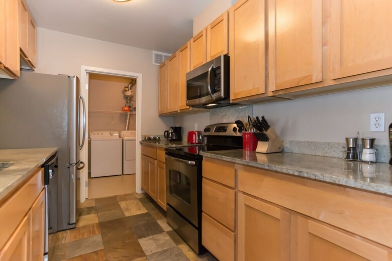 Kasa Seattle Bellevue Apartments