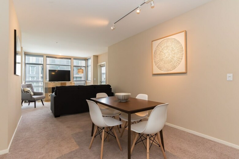 Kasa Seattle Bellevue Apartments