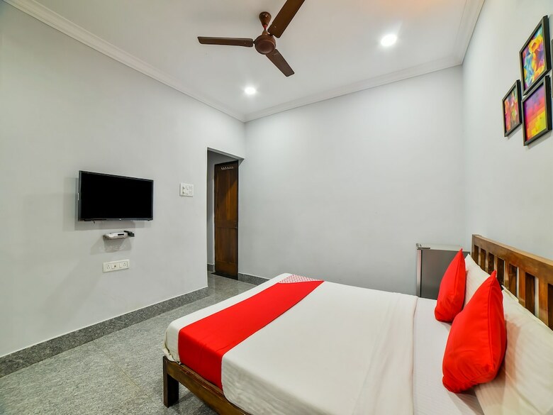 Hotel Oyo 29082 Pavitra Beach Home