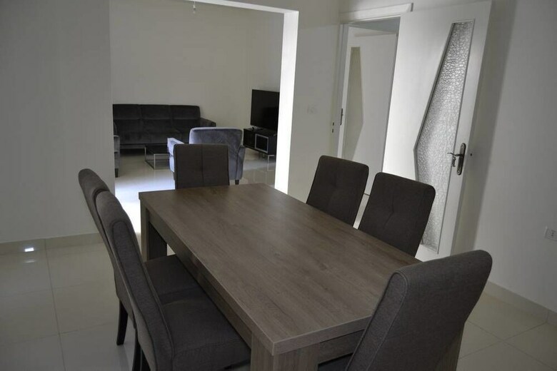 Apartamentos Achrafieh 219