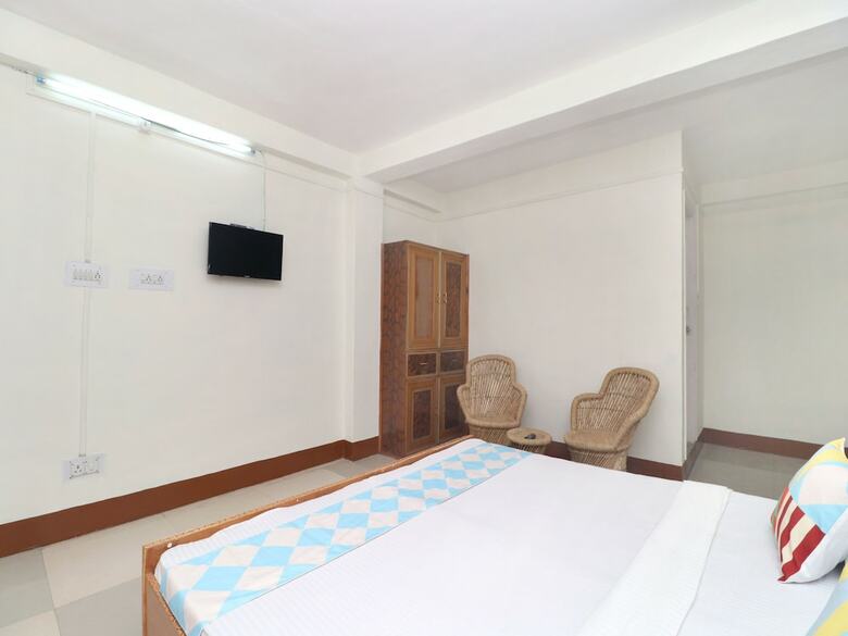 Hotel Oyo Home 18477 Cheerful Stay