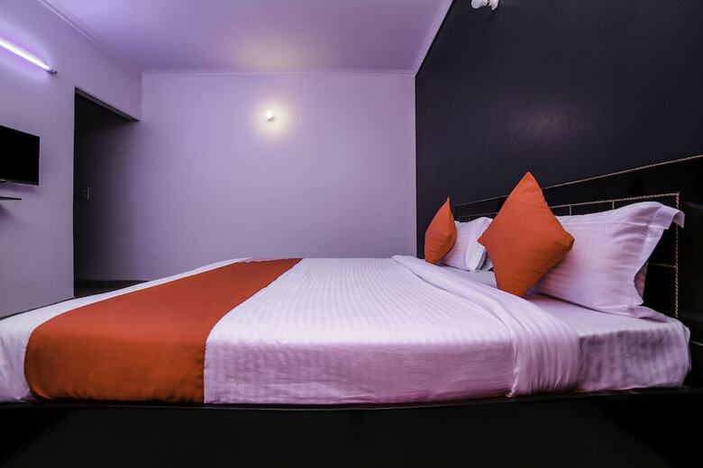 Hotel Oyo 26666 Refuge Home Stays