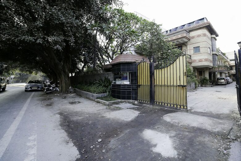 Hotel Oyo 26666 Refuge Home Stays