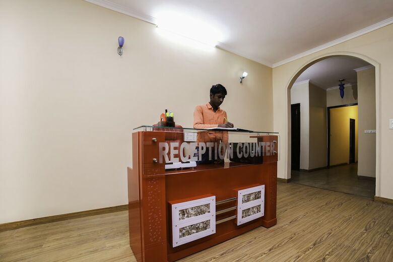 Hotel Oyo 26666 Refuge Home Stays