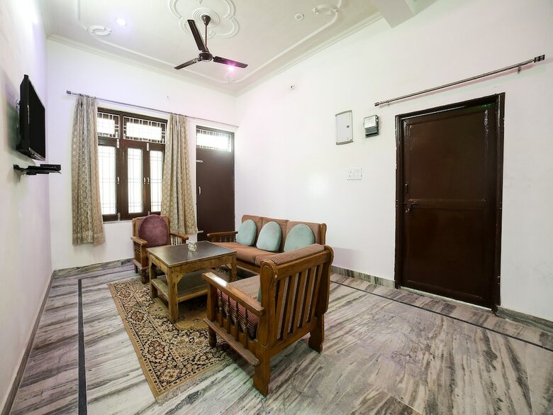 Oyo Home 22635 Modern Villa 3bhk