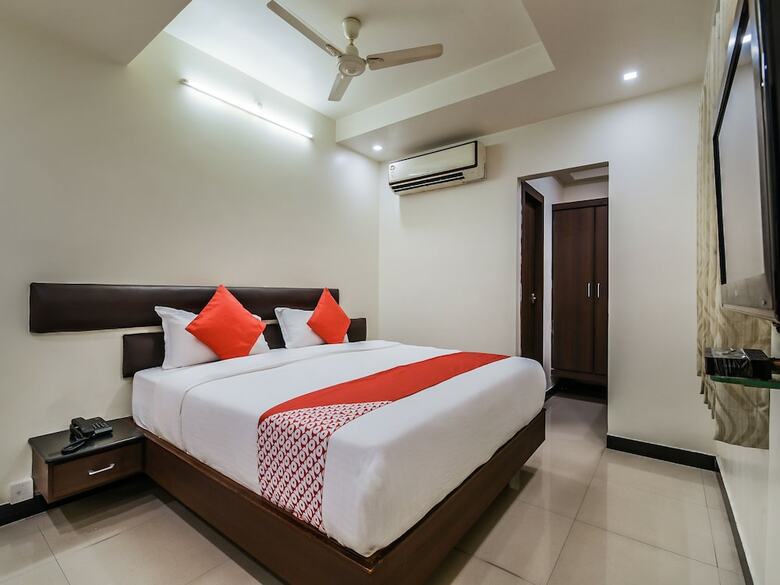 Hotel Oyo 17223 Green Guest House